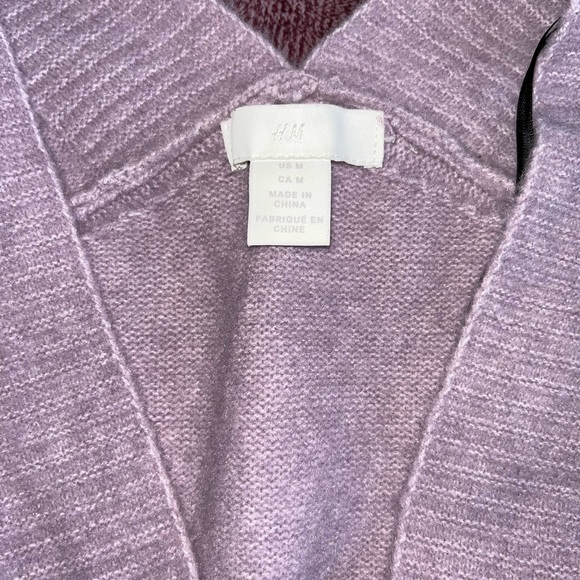 H&M knit sweater button up crop top - Picture 4 of 4